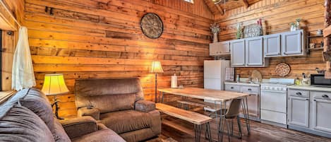 House (1 Bedroom) | Bahagian dalam