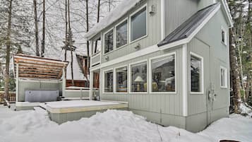 House (1 Bedroom) | Front of property