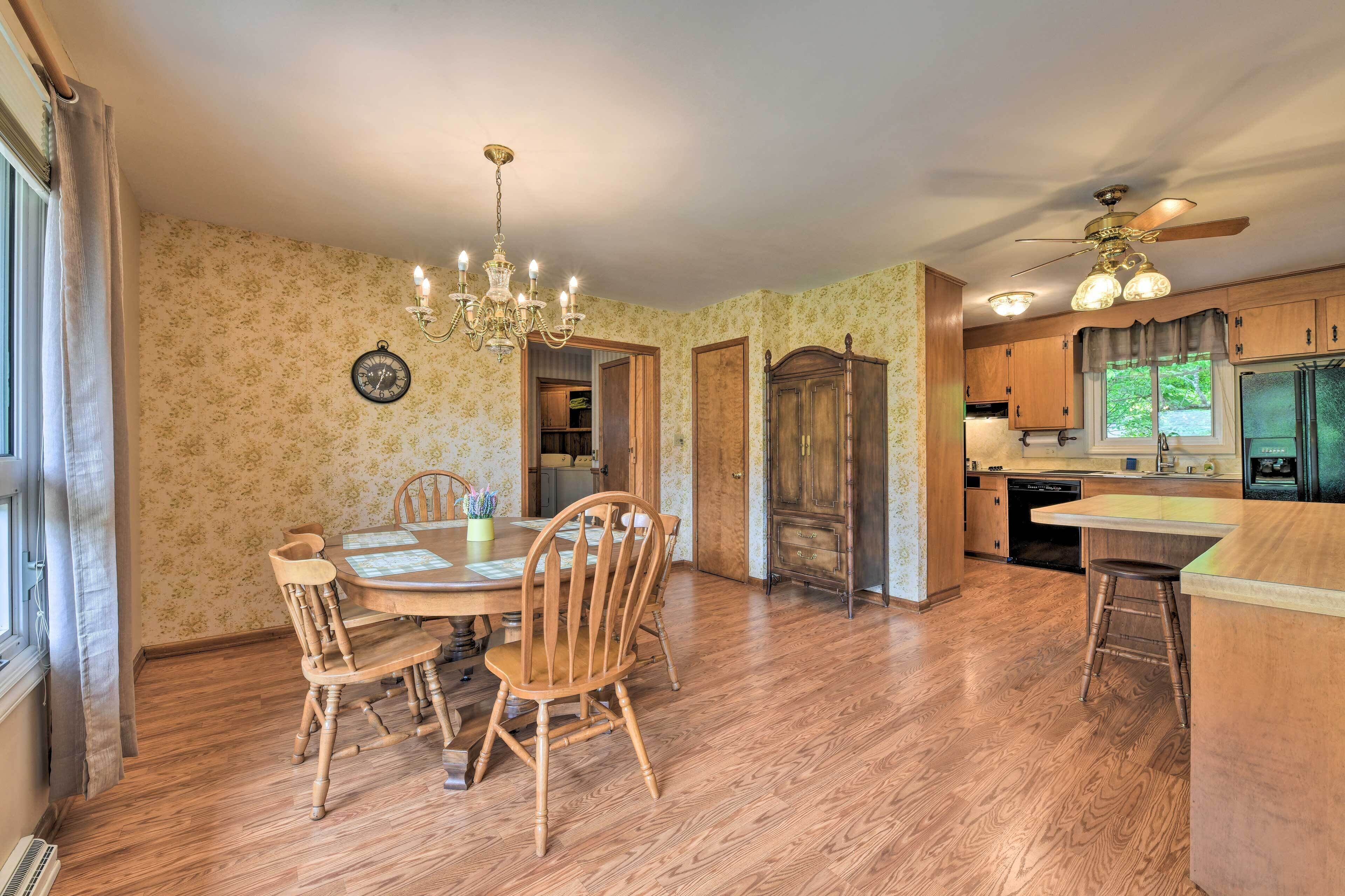 House (3 Bedrooms) | Front of property