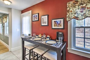 House (4 Bedrooms) | Interior - Historic Bath Home, Walk to Waterfront Park! (Bath)