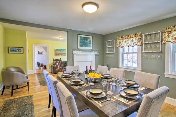 House (4 Bedrooms) | Interior