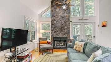 Rumah (2 Bedrooms) | Interior