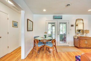 平房 (2 Bedrooms) | 住宿內部