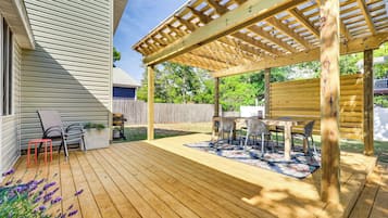 Cottage (2 Bedrooms) | Interior