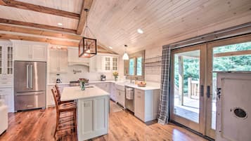 House (1 Bedroom) | Interior