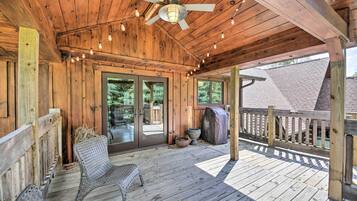 House (1 Bedroom) | Interior