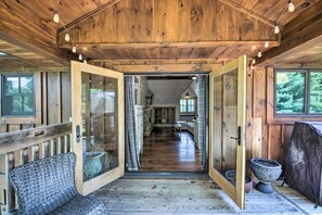 House (1 Bedroom) | Interior