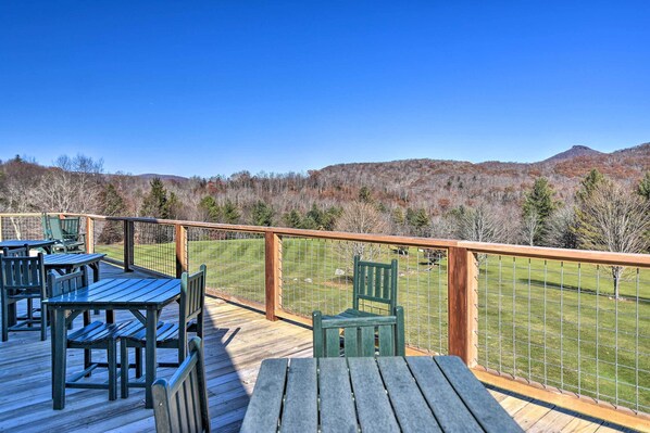 Apartment (4 Bedrooms) | Interior - Steps to Ski Resort: Sugar Mountain Condo! (Banner Elk)