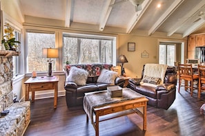 Apartment (4 Bedrooms) | Front of property - Steps to Ski Resort: Sugar Mountain Condo! (Banner Elk)