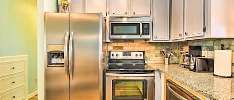 شقة (4 Bedrooms) | المنشأة من الداخل