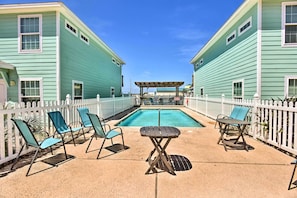 Interior - Near Beach & Golfing: Port Aransas Condo w/ Deck (Port Aransas)
