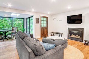 平房 (2 Bedrooms) | 住宿內部