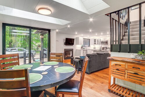 Sawyer Retreat w/ Fire Pit < 2 Mi to Beaches!