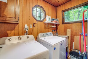 Cottage (2 Bedrooms) | Interior