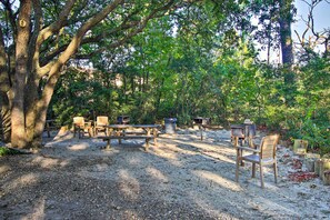 Apartment (1 Bedroom) | Interior - Private Beach Access: Hilton Head Island Condo! (Hilton Head Island)