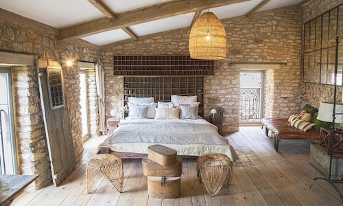 Charmante et authentique maison de village  aux portes d'Uzès