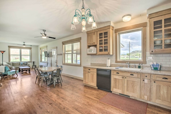 Idyllic Gem: Screened Porch, 1/2 Mi To River! - Wyoming