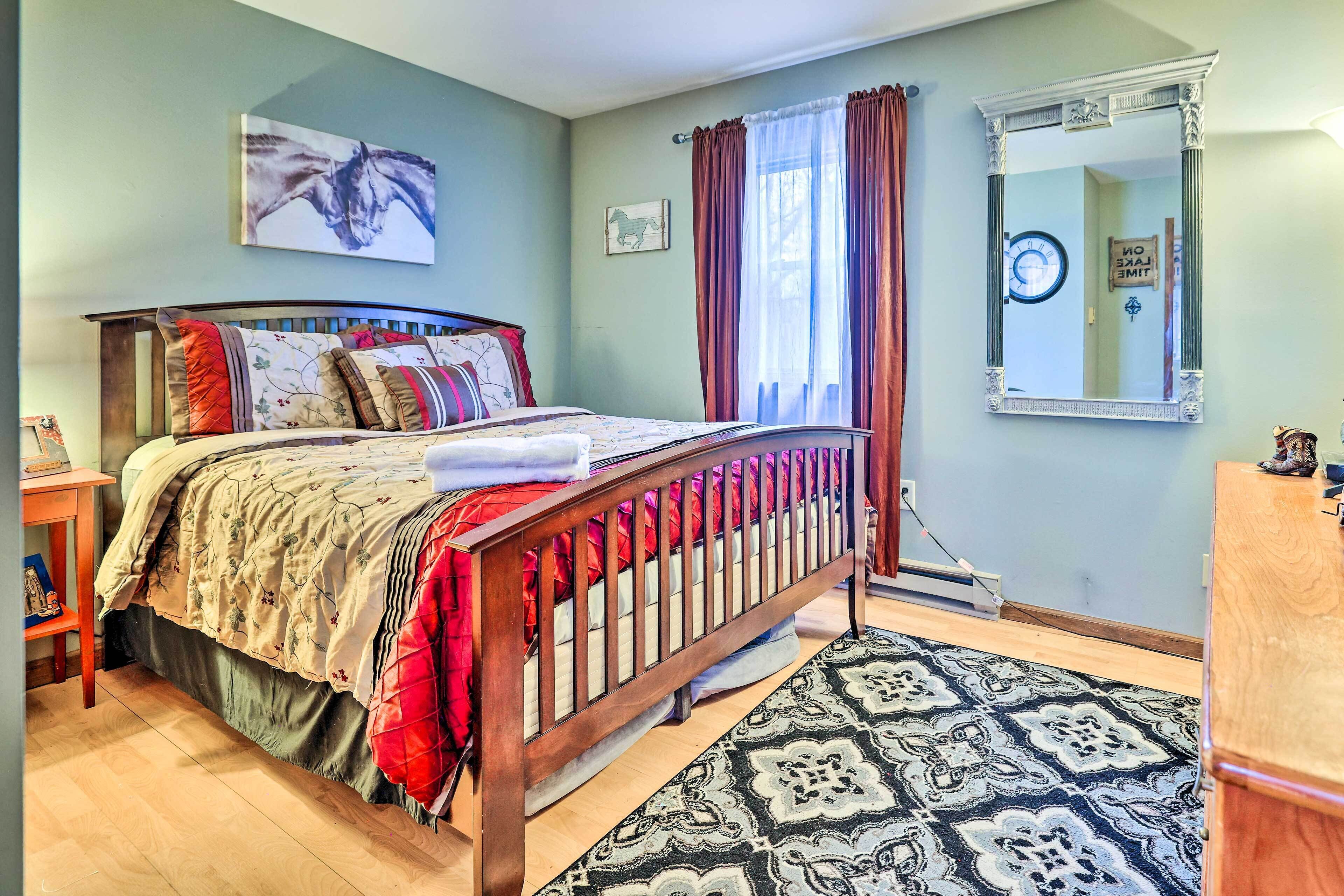 House (3 Bedrooms) | Interior