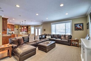 ハウス (5 Bedrooms) | 施設の正面