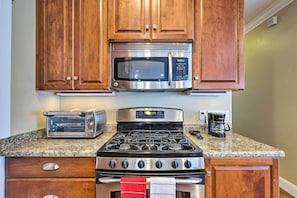 House (5 Bedrooms) | Interior - Utah Abode - Deck, Arcade Games & Near Skiing (Midway)