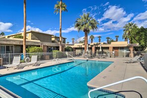 Apartment (2 Bedrooms) | Interior - Mid-century Modern Gem: 1 Mi to Palm Springs! (Palm Springs)