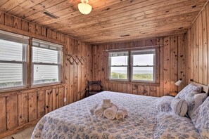 Cottage (3 Bedrooms) | 3 kamar tidur dan seprai linen