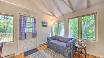 Cottage (1 Bedroom) | Interior