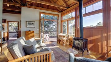 Cottage (1 Bedroom) | Interior