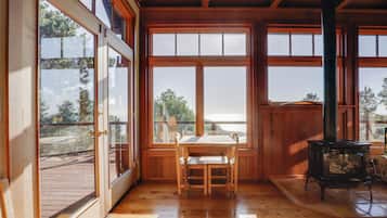 Cottage (1 Bedroom) | Interior