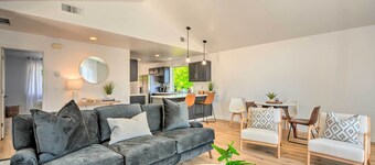 Close to Parks & Brews: Sunny Grants Pass Apt!