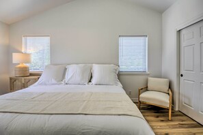 Apartment (2 Bedrooms) | Interior - Close to Parks & Brews: Sunny Grants Pass Apt! (Grants Pass)