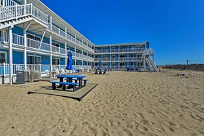 Apartment (1 Bedroom) | Interior - Steps to Sand & Surf: Beachfront Gem in Ocean City (Ocean City)