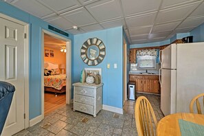 Apartment (1 Bedroom) | Interior