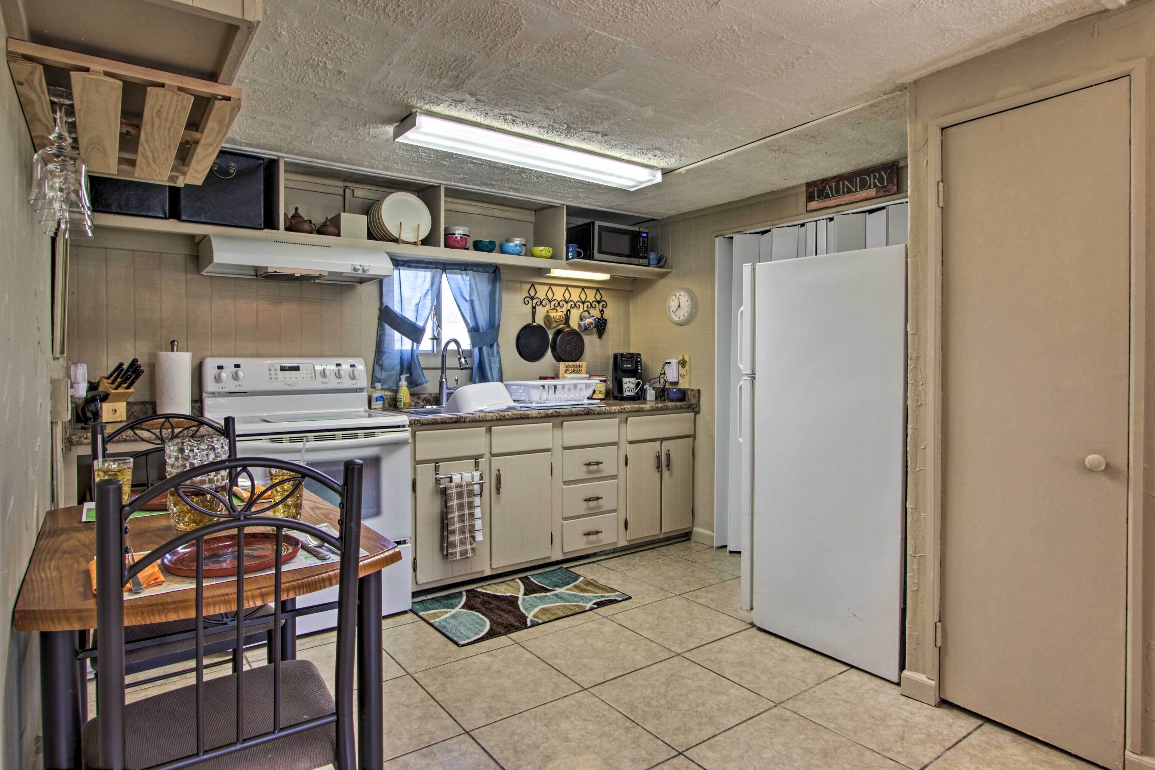 House (2 Bedrooms) | Interior