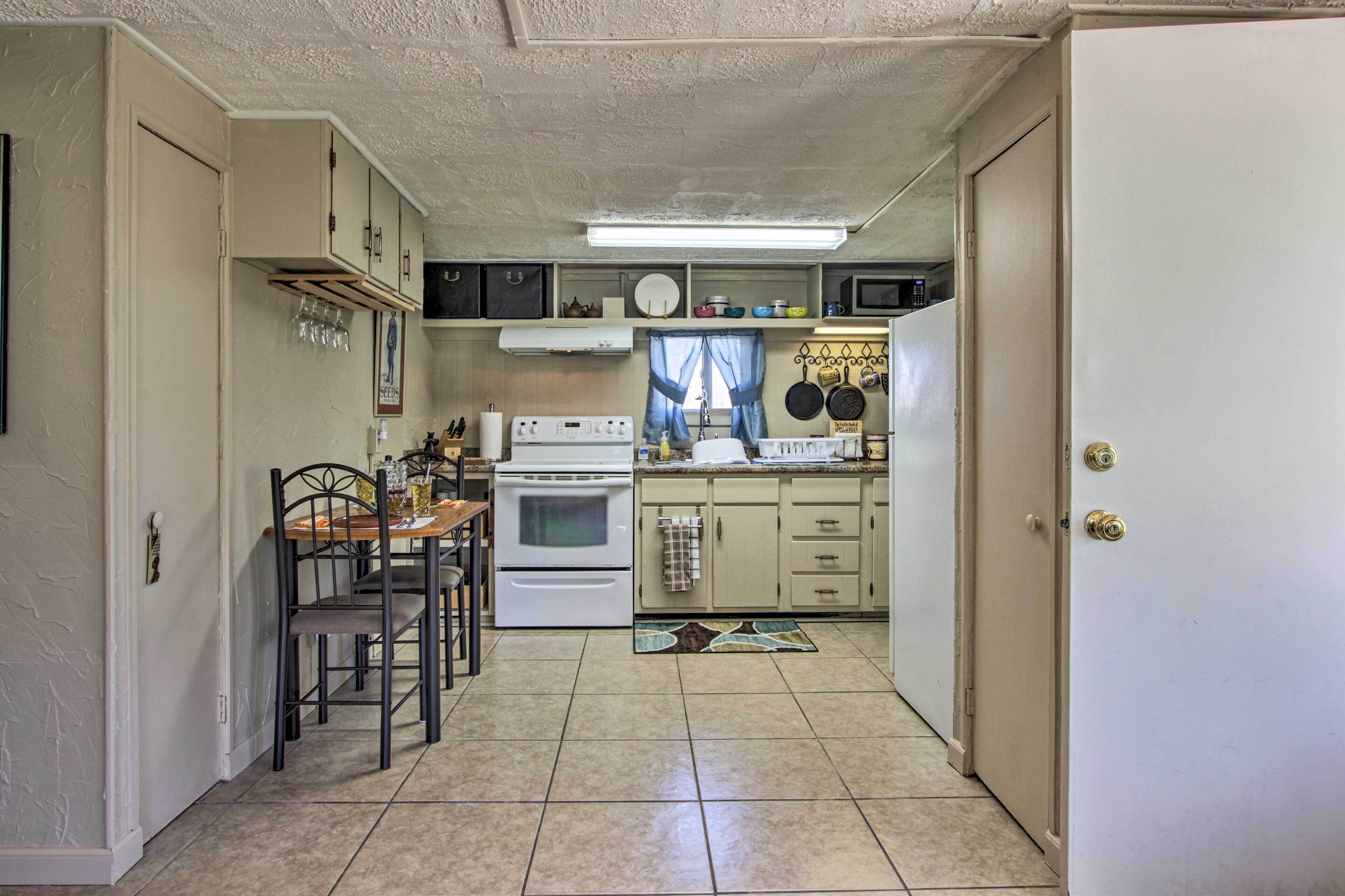 House (2 Bedrooms) | Interior