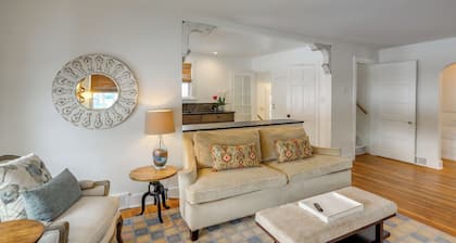 Cozy Cottage in Historic Village: Near Cedar Point