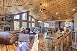 Interior - Fairplay Cabin w/ Wraparound Deck & Mountain Views (Fairplay)