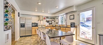Updated Rustic Retreat Cabin: Walk to Payette Lake
