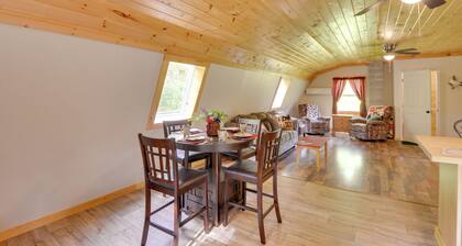 Pet-friendly Prospect Apartment: 7 Mi to Beach!