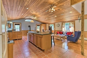 Talo (5 Bedrooms) | Sisätilat