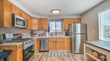 Apartment (1 Bedroom) | Interior