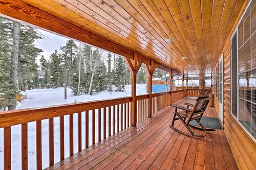 Bright & Cozy Duck Creek Cabin w/ Grill & Fire Pit