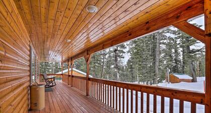 Bright & Cozy Duck Creek Cabin w/ Grill & Fire Pit