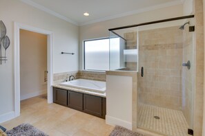 House (3 Bedrooms) | Interior - Pet-friendly Houston Home ~ 7 Mi to Downtown! (Houston)