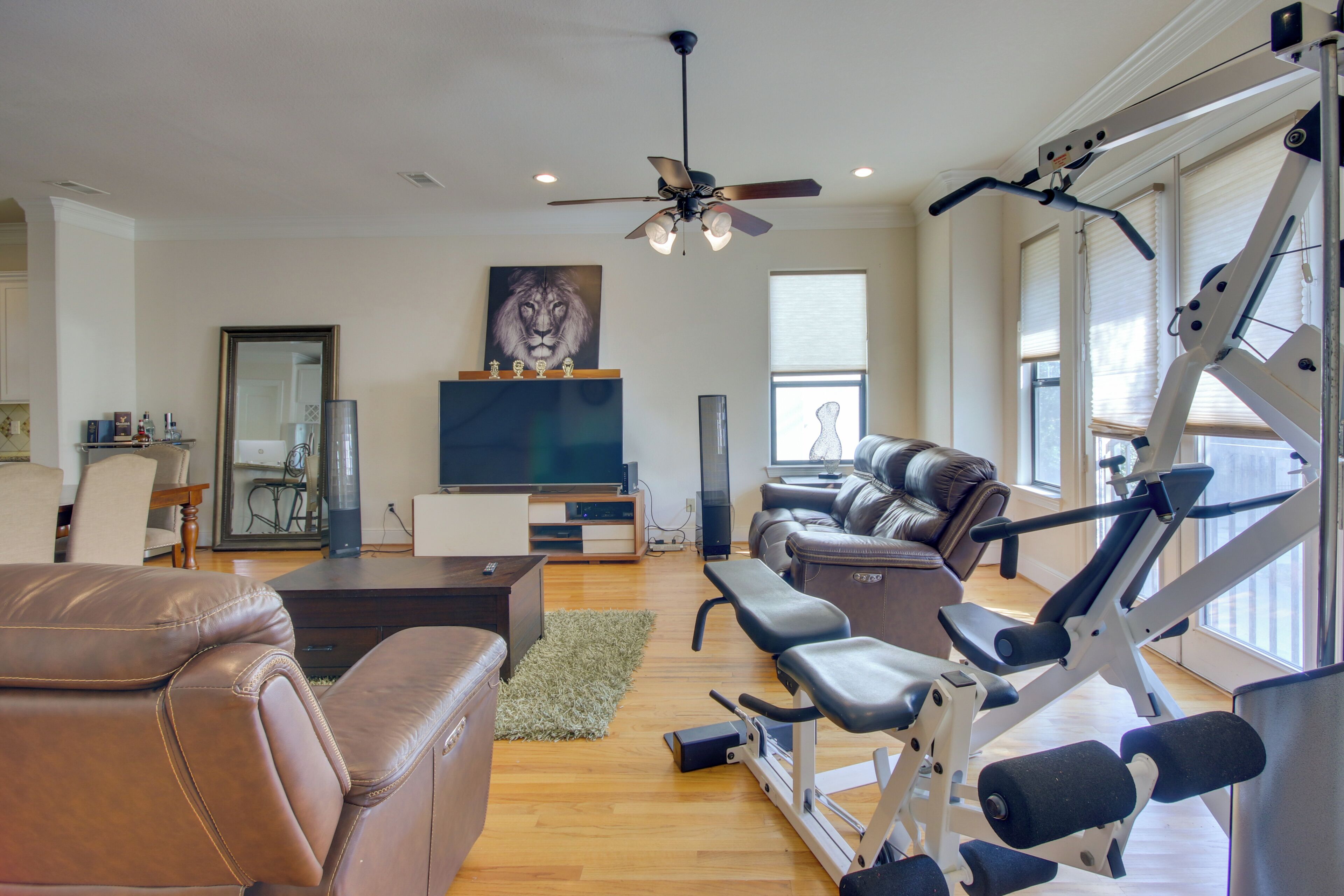 House (3 Bedrooms) | Interior