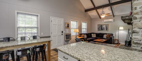 منزل (4 Bedrooms) | المنشأة من الداخل