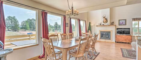 House (4 Bedrooms) | Interior