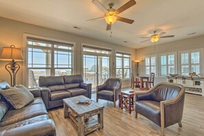 House (4 Bedrooms) | Interior - Surf City Escape w/ 6 Decks: Steps To Beach (Holly Ridge)