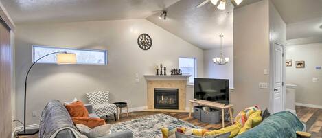 Apartment (3 Bedrooms) | Front of property