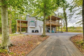 House (3 Bedrooms) | Interior - Lake Escape in Cadiz w/ Dock: Families Welcome! (Cadiz)